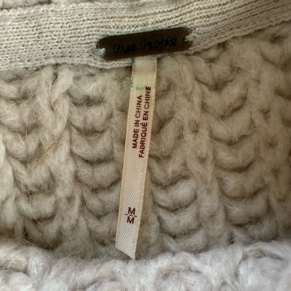 Free People Womens Sweater Size Medium Beige Cropped Turtleneck Cozy Boho - Picture 7 of 11